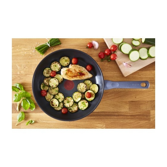 Patelnia TEFAL Daily Cook 24 cm G73004